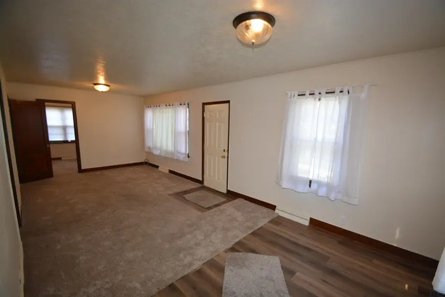 1701 S Helen St, Sioux City, IA 51106 - #2