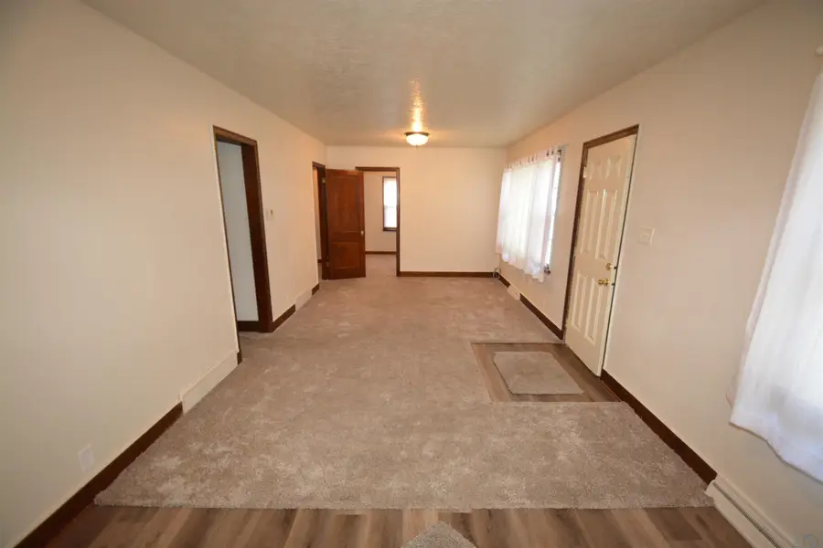 1701 S Helen St, Sioux City, IA 51106 - #3