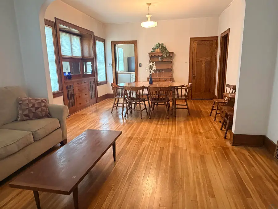 3620 Stone Ave, Sioux City, IA 51106 - #3