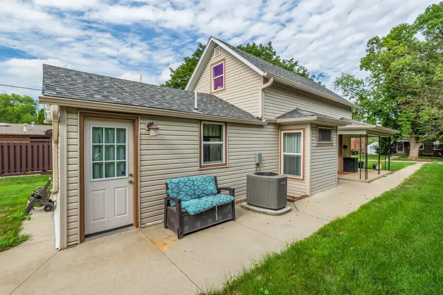 1109 S Mulberry, Sioux City, IA 51106 - #2