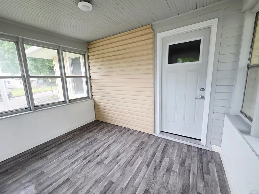 800 Paul Ave., Sioux City, IA 51109 - #2