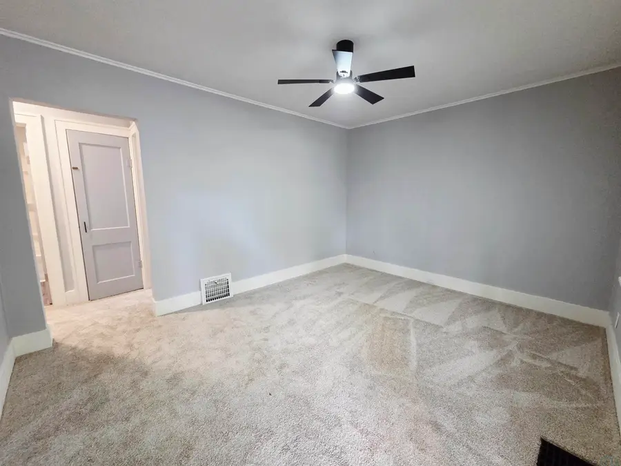 800 Paul Ave., Sioux City, IA 51109 - #3