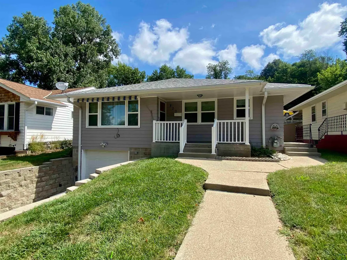820 S NEWTON ST, Sioux City, IA 51106 - #1