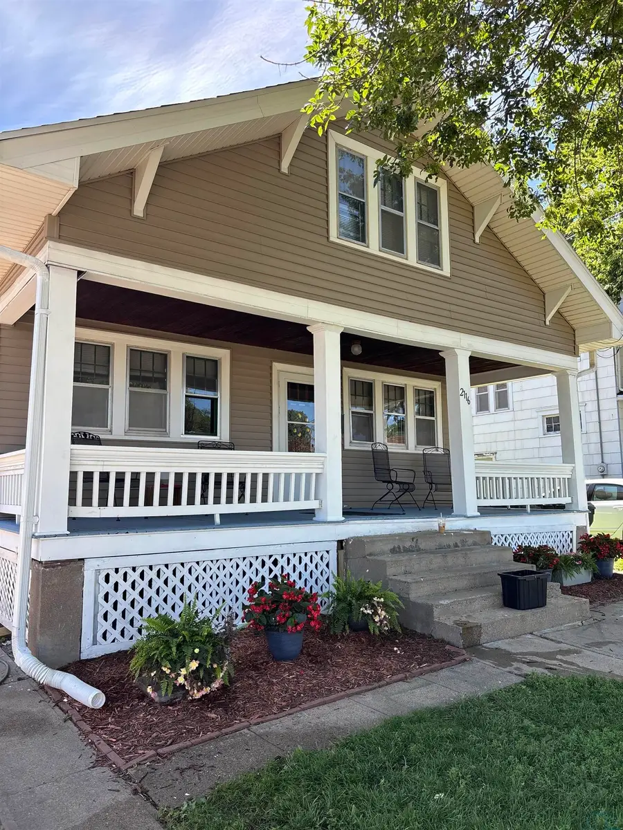 2116 S Paxton St, Sioux City, IA 51106 - #3
