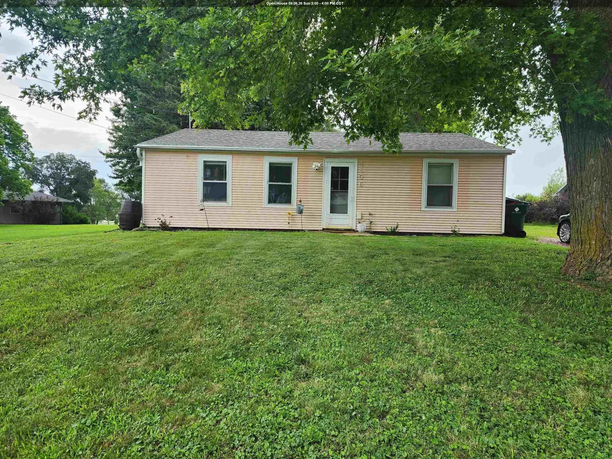 4606 Old Lakeport Rd, Sioux City, IA 51106 - #1