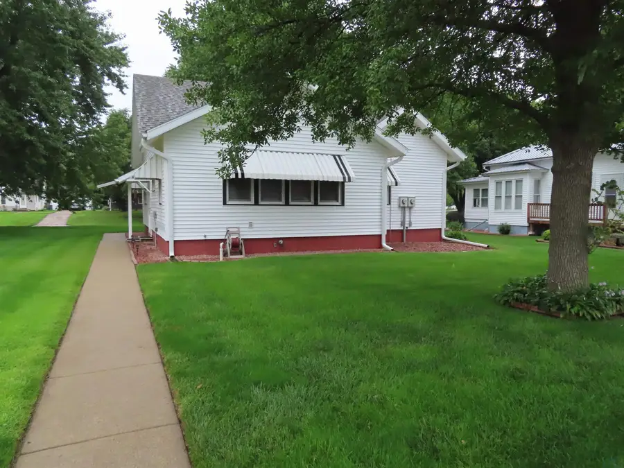 1311 10th Street, Onawa, IA 51040 - #3