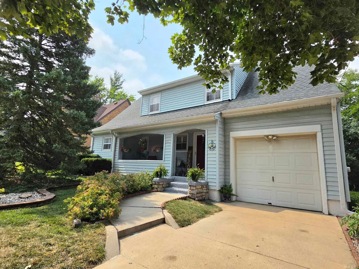 2911 Sunset Circle, Sioux City, IA 51104 - #1