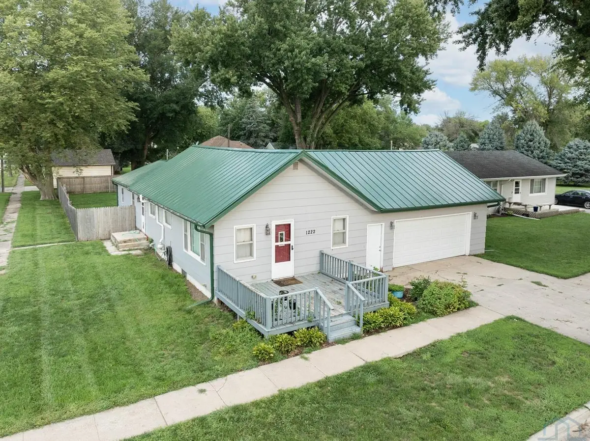 1222 5th Street, Onawa, IA 51040 - #1