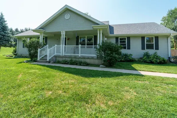 3000 MEMORIAL DR, Sioux City, IA 51103