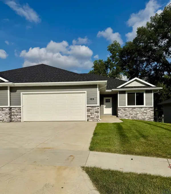 3430 Lafayette Court, Sioux City, IA 51104