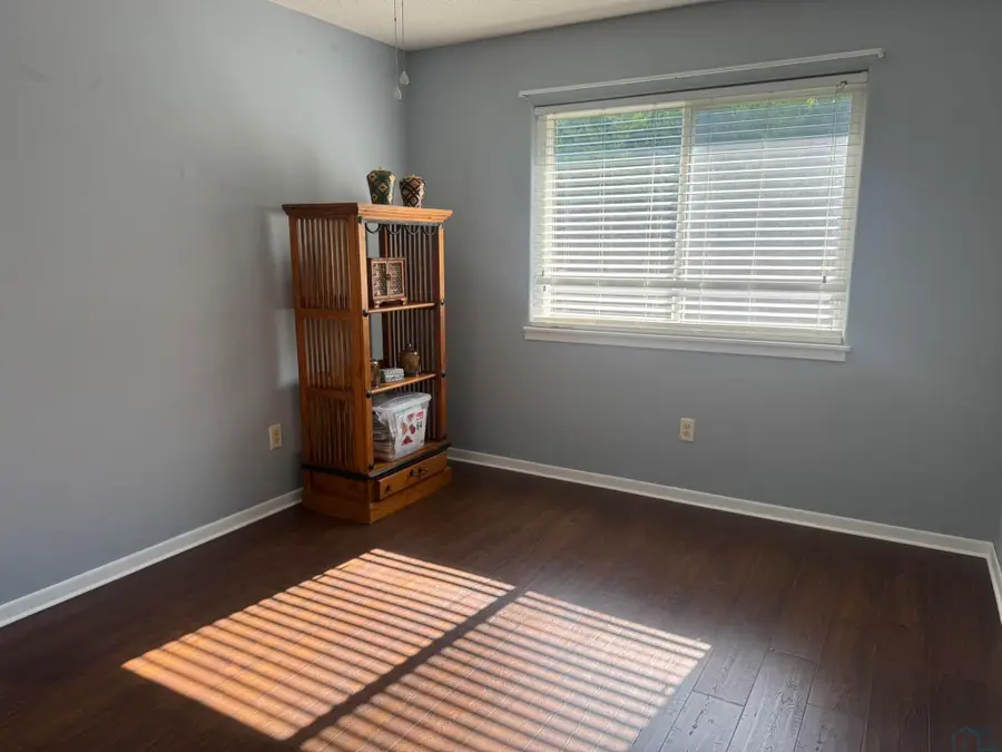 1120 Meadow View Court #1, Sioux City, IA 51106 - #3