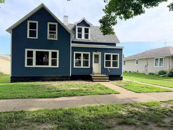 403 MAIN ST, Hospers, IA 51238