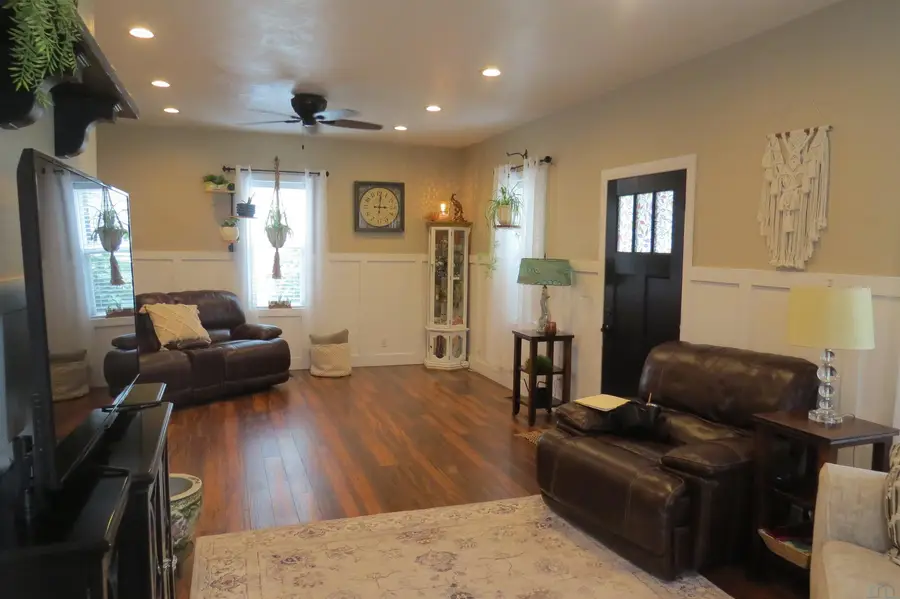 203 Madison St., Remsen, IA 51050 - #3