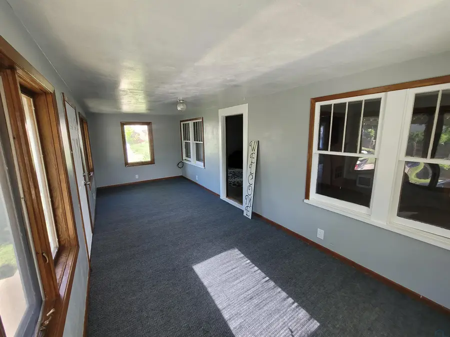 912 26TH ST, Sioux City, IA 51104 - #3