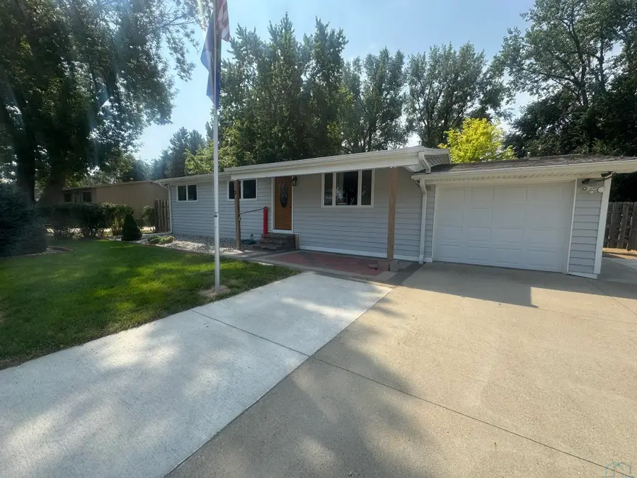 2 Alcoma Drive, McCook Lake, SD 57049 - #2
