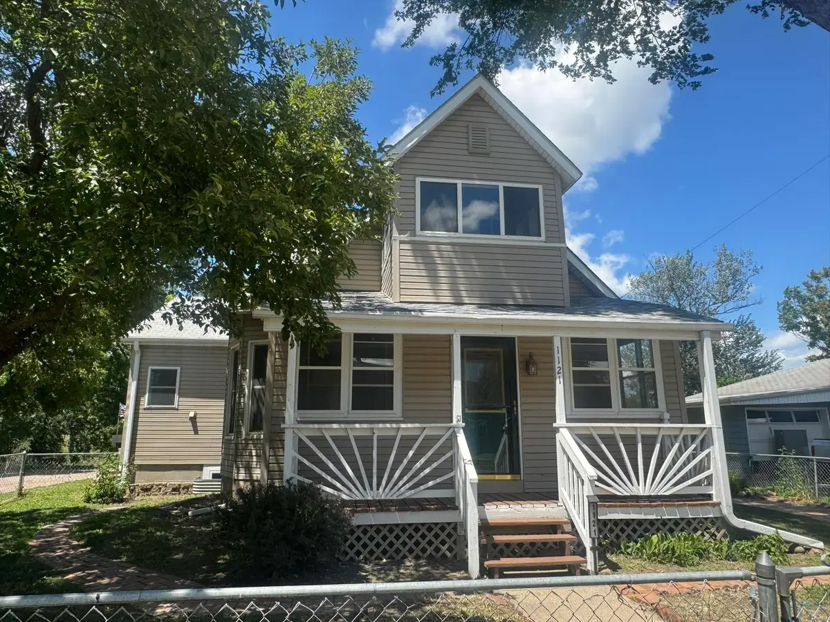 1121 River Drive, Sioux City, IA 51109 - #1