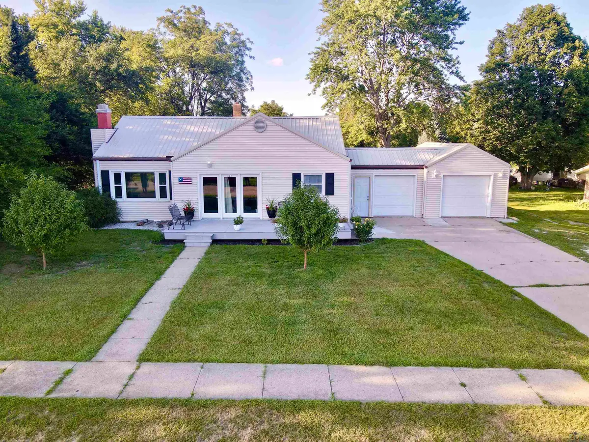603 W Third St, Aurelia, IA 51005 - #1