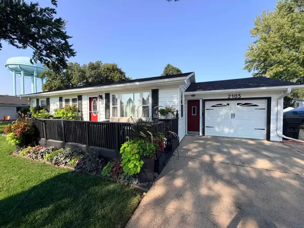 2103 Mulberry St., Yankton, SD 57078