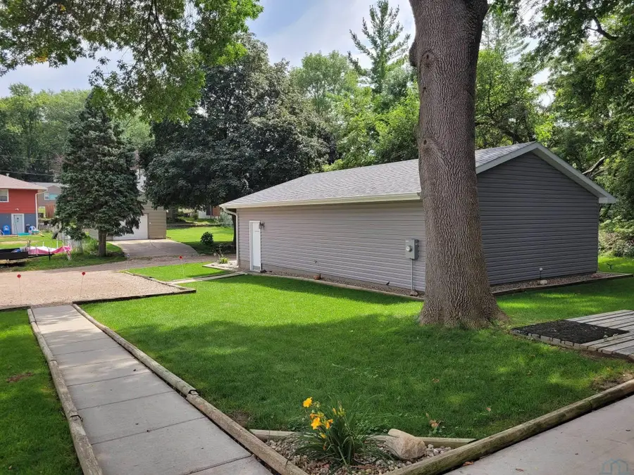 1600 S Patterson Street, Sioux City, IA 51106 - #3