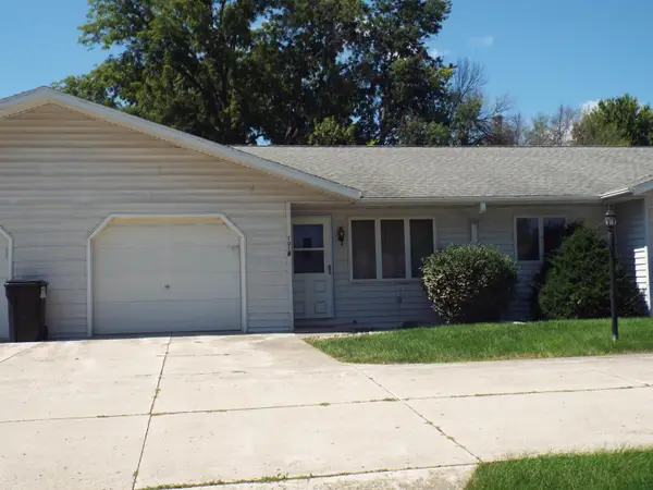 1018 5th Avenue #2, Sheldon, IA 51201