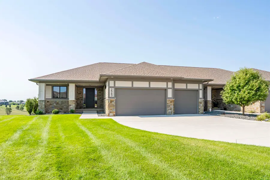 2563 Insignia, Sioux City, IA 51106 - #2