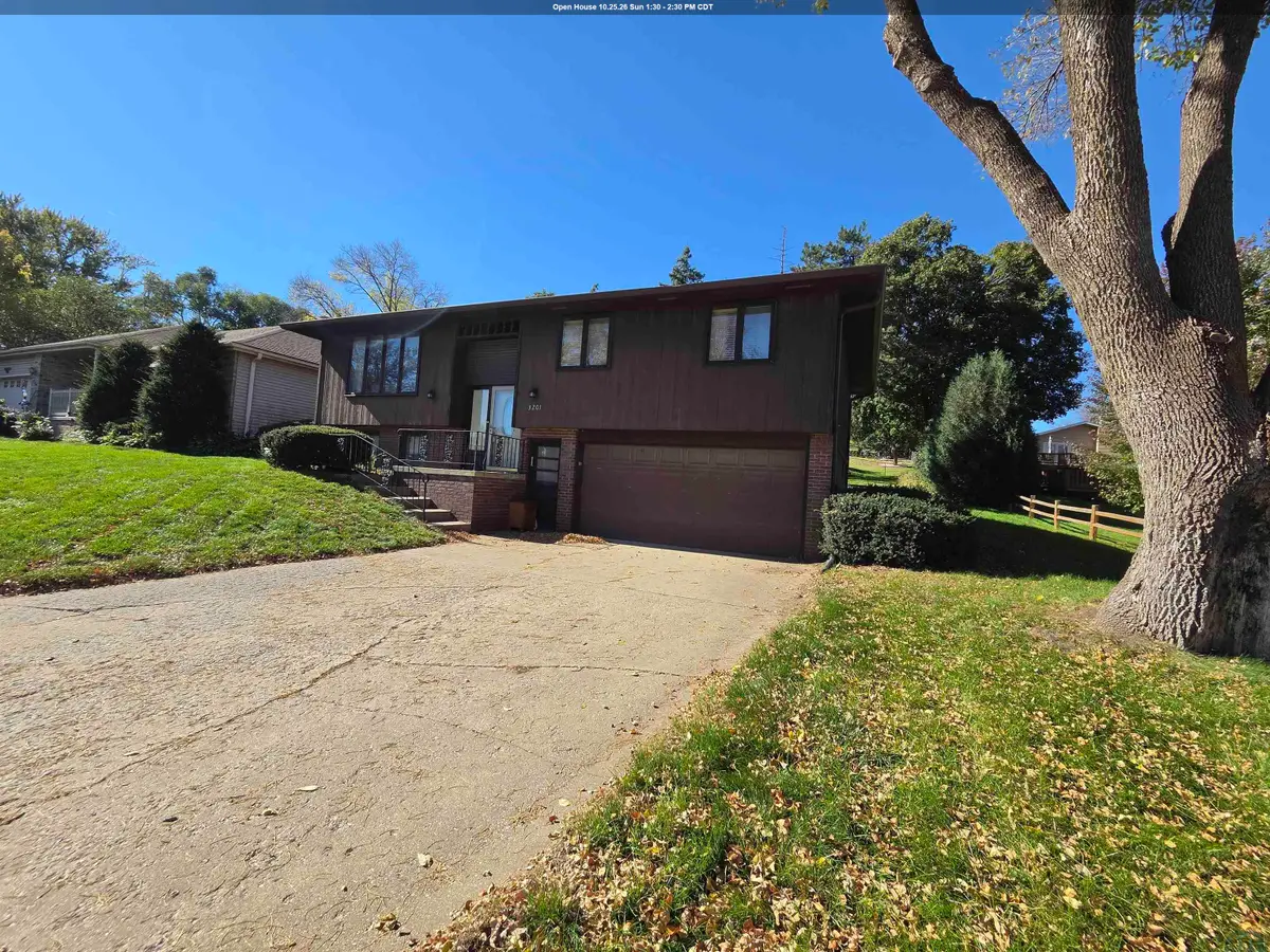 3201 S Cypress, Sioux City, IA 51106 - #1