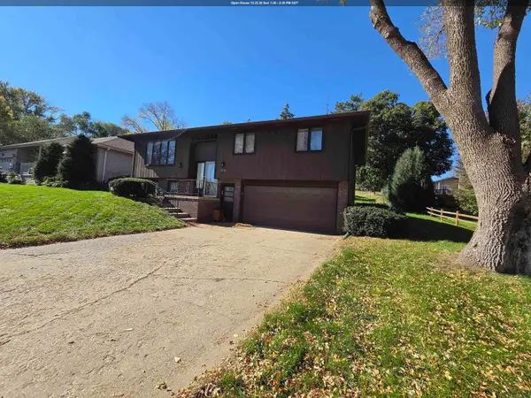 3201 S Cypress, Sioux City, IA 51106
