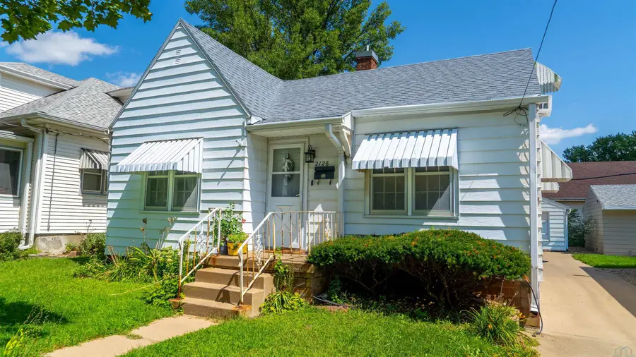 2126 S HELEN ST., Sioux City, IA 51106 - #2