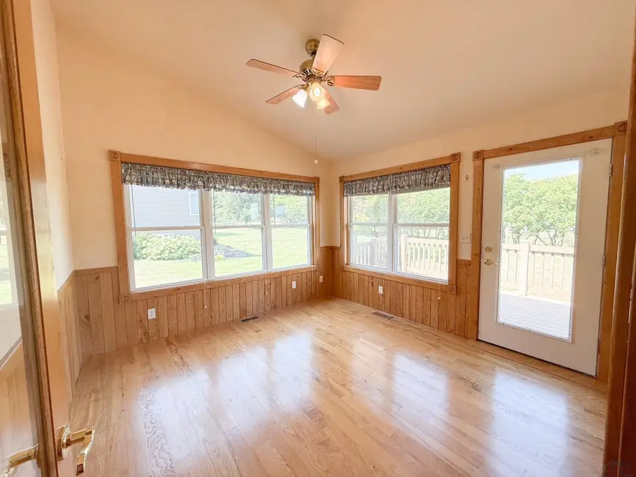 106 mill pond road, Rock Rapids, IA 51246 - #2