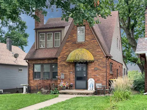 2213 S Palmetto, Sioux City, IA 51106
