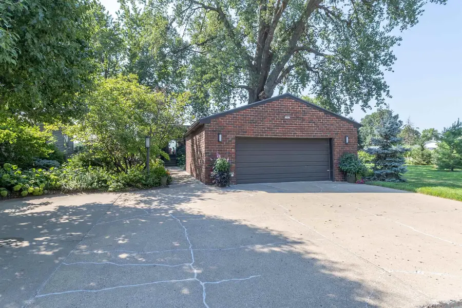 107 Northshore Drive, McCook Lake, SD 57049 - #2