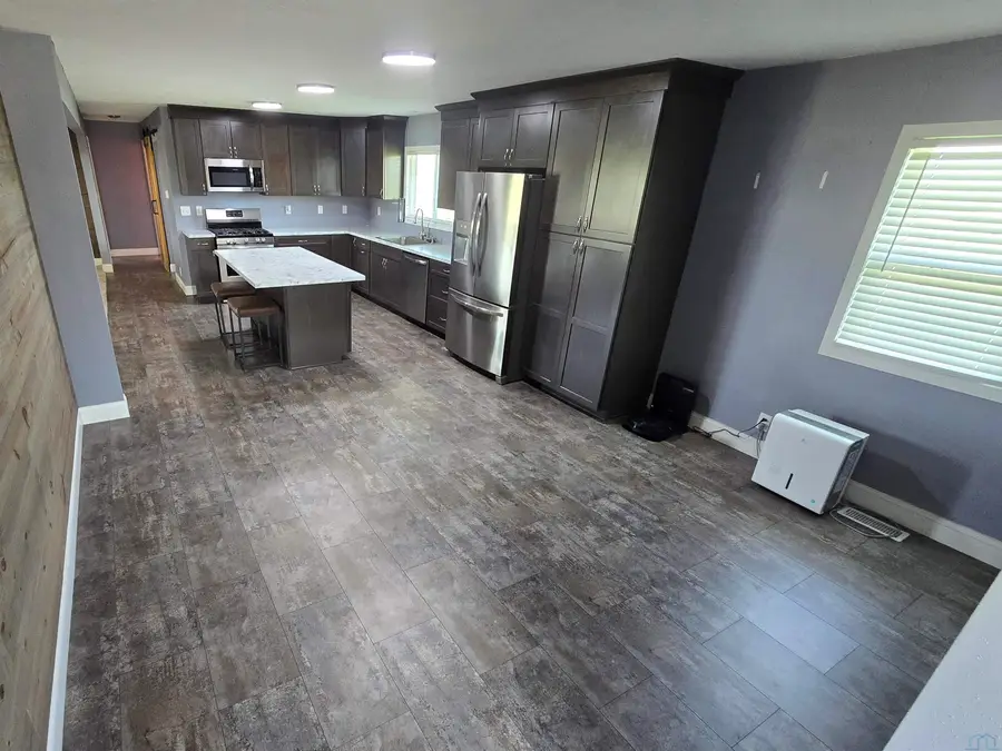 1718 BETTIN AVE, Schaller, IA 51053 - #2