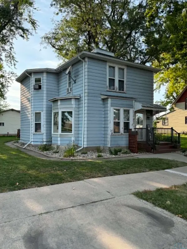 708 SENECA ST, Storm Lake, IA 50588