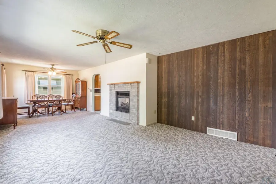 914 FREDETTE AVE, Sioux City, IA 51109 - #3