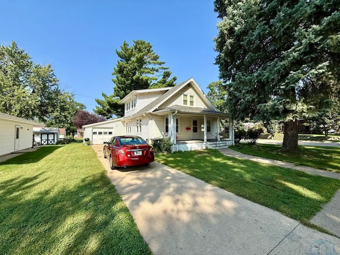 2701 S Cypress St, Sioux City, IA 51106 - #1