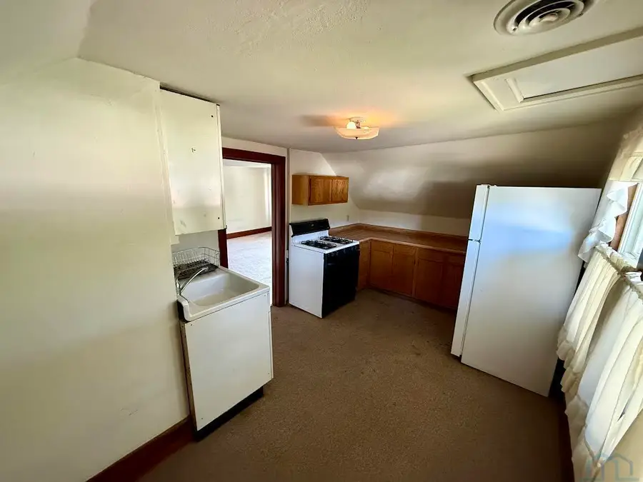 2701 S Cypress St, Sioux City, IA 51106 - #3