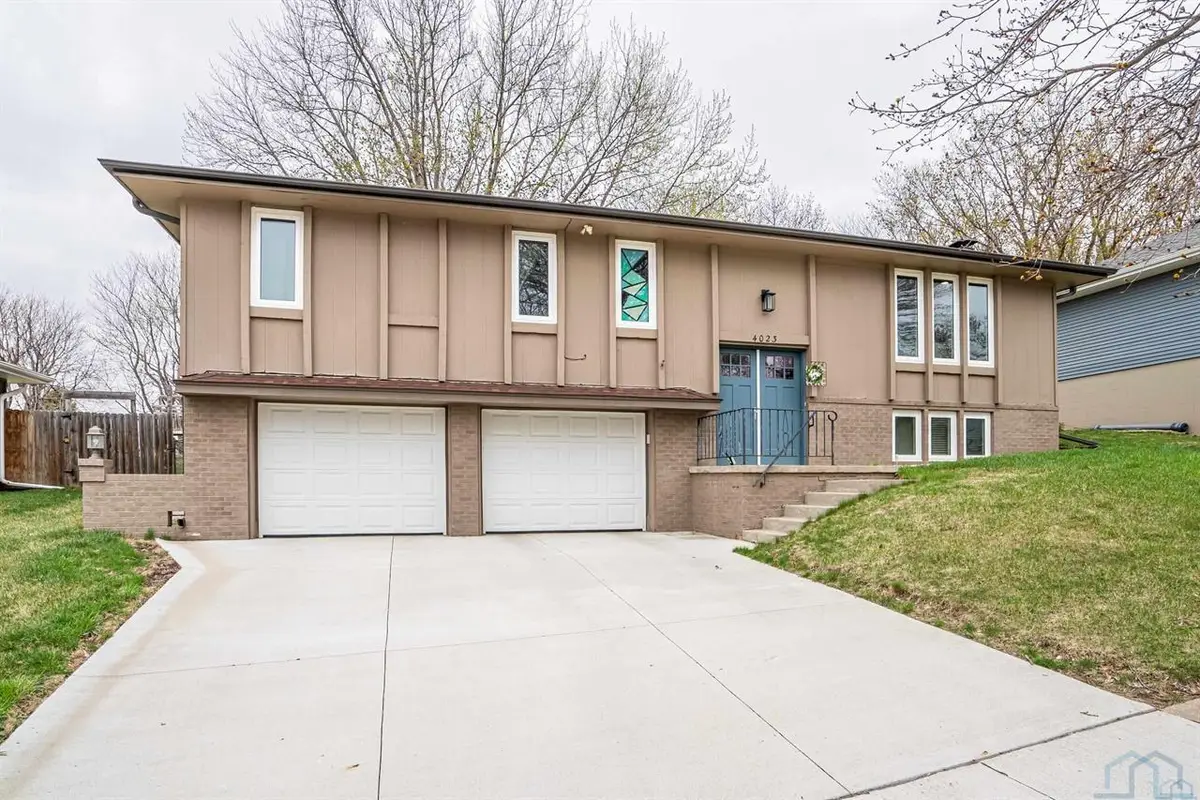 4023 Kateri Way, Sioux City, IA 51106 - #1