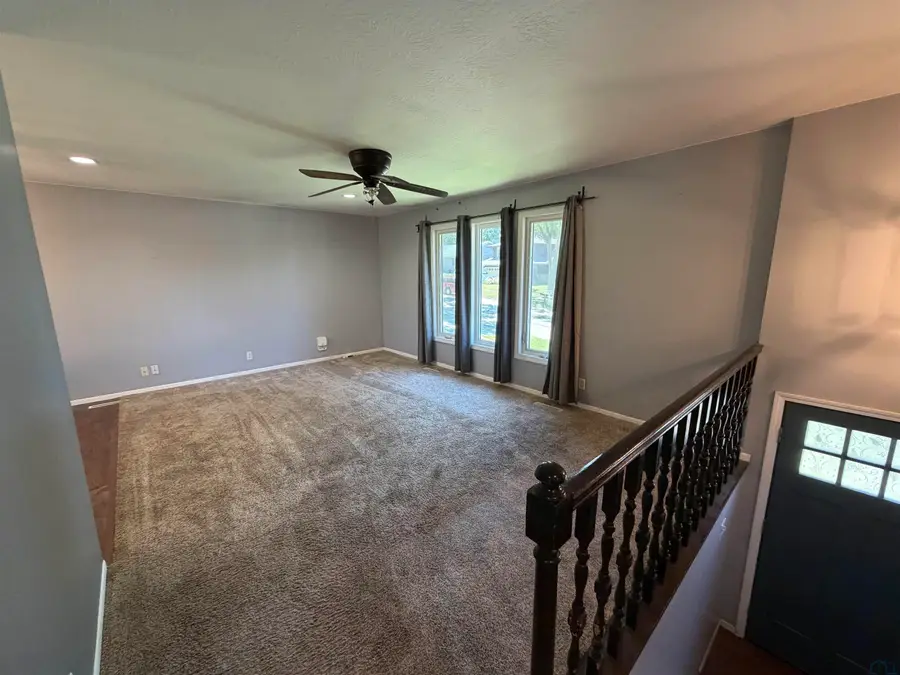 4023 Kateri Way, Sioux City, IA 51106 - #3