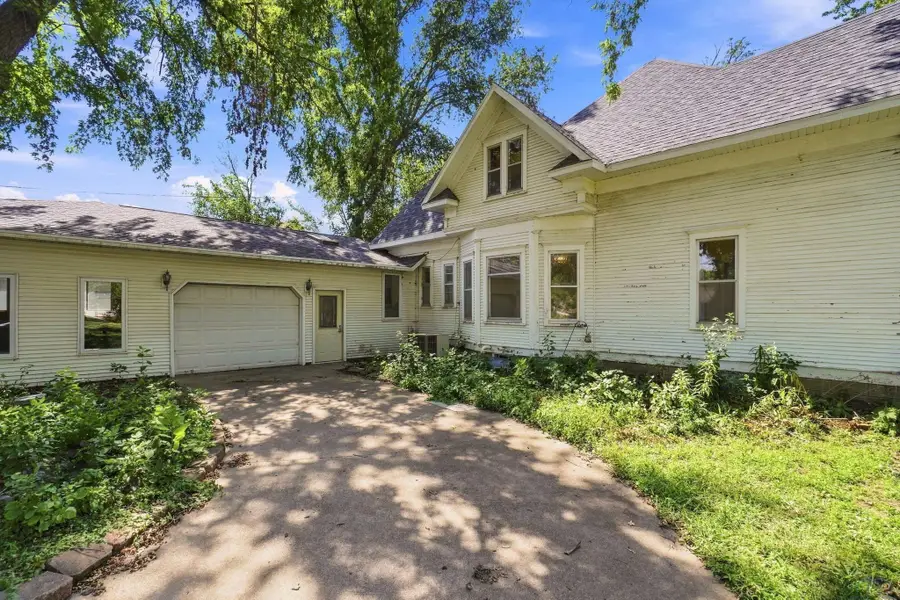 204 Jackson St, Moville, IA 51039 - #3