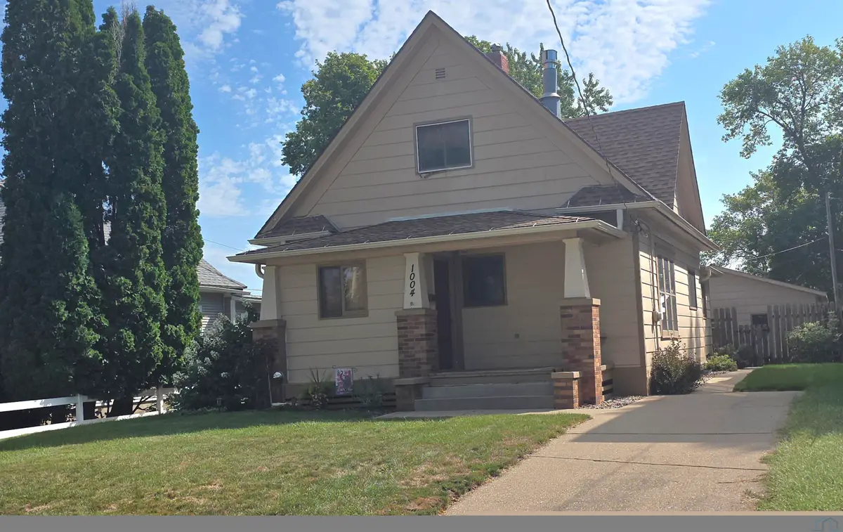 1004 S Cornelia, Sioux City, IA 51106 - #1