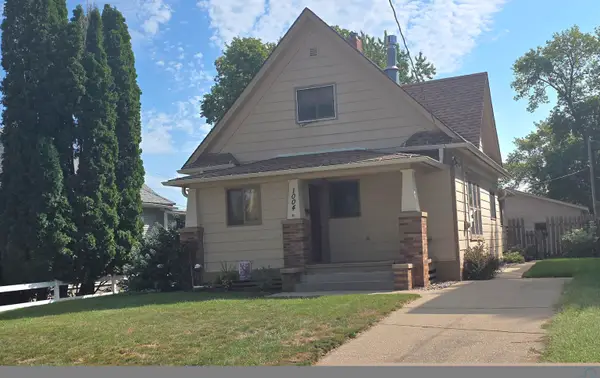 1004 S Cornelia, Sioux City, IA 51106