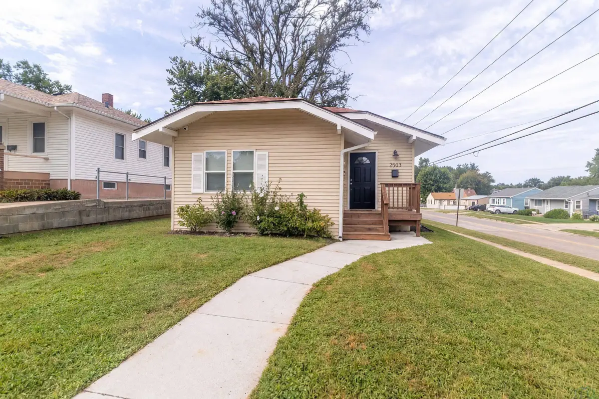 2503 S Palmetto, Sioux City, IA 51106 - #1