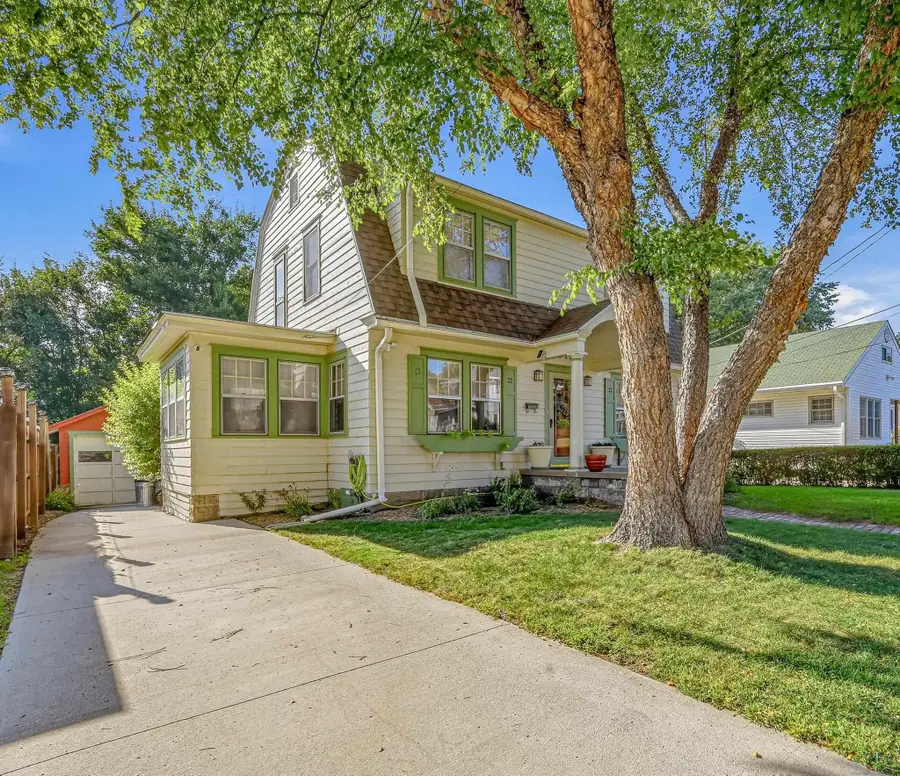 3619 Pierce Street, Sioux City, IA 51104 - #3