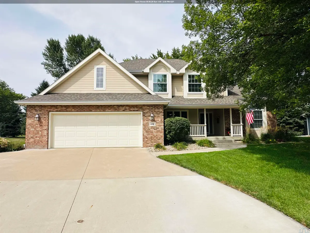 429 Sagebrush Pass, Dakota Dunes, SD 57049 - #1