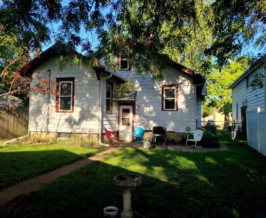 2109 S. Magnolia Street, Sioux City, IA 51106 - #3