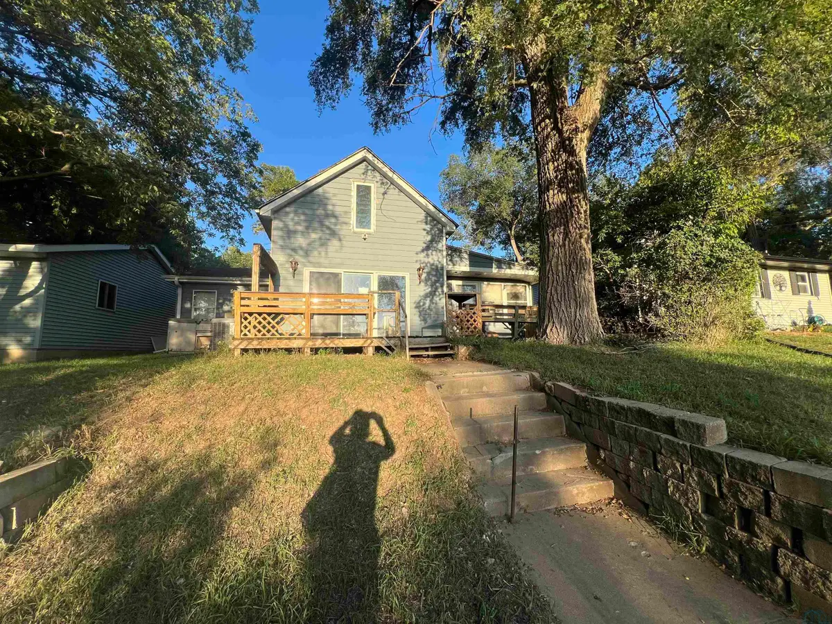 818 PACIFIC ST, Sioux City, IA 51105 - #1