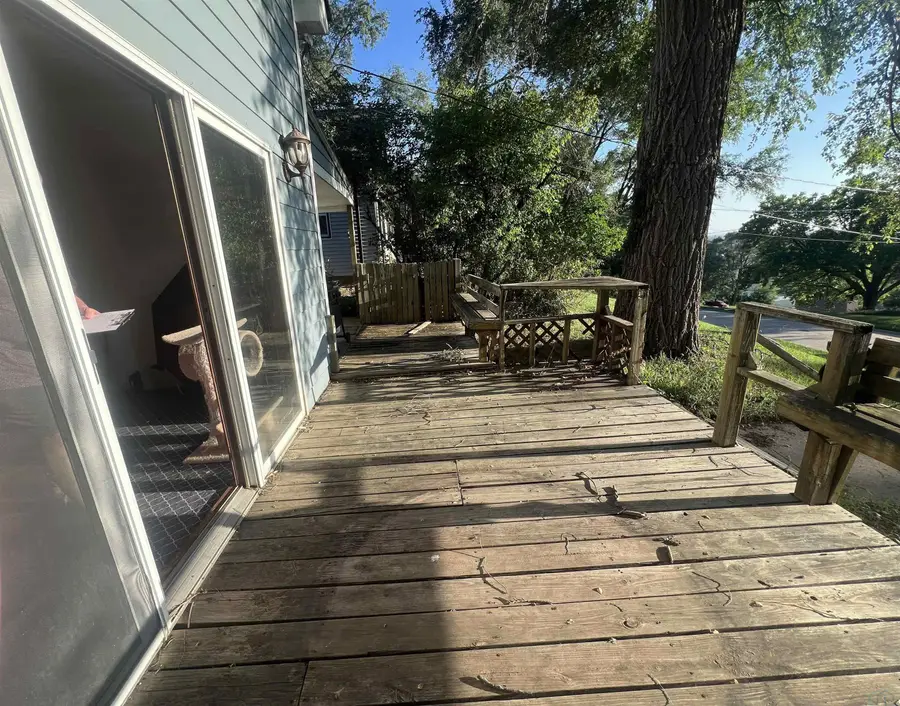 818 PACIFIC ST, Sioux City, IA 51105 - #3