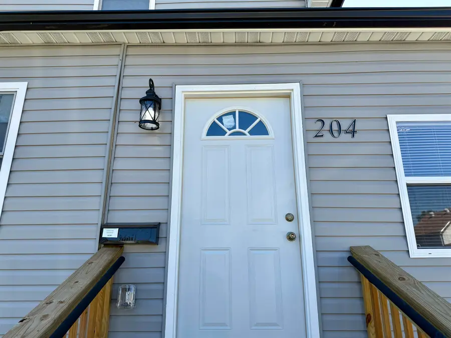 204 Sioux St, Sioux City, IA 51103 - #2