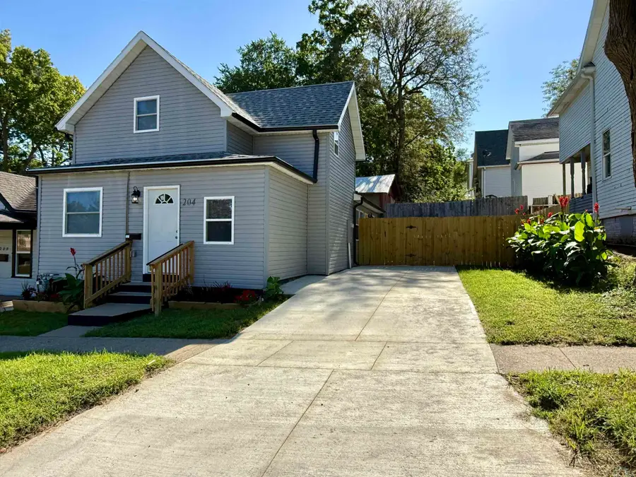 204 Sioux St, Sioux City, IA 51103 - #3