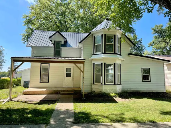 310 S DUNDAS ST, Schaller, IA 51053